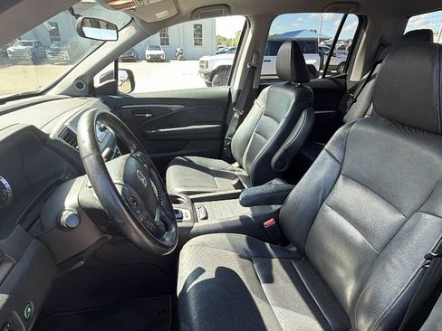 Used 2017 Honda Ridgeline RTL image 21