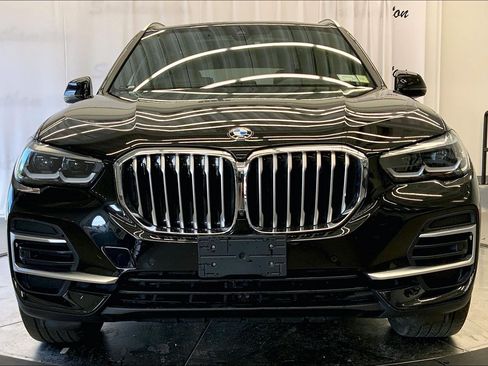 Used 2023 BMW X5 xDrive40i w/ Parking Assistance Package AWD/4WD image 10