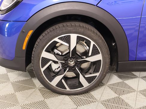 New 2026 MINI Cooper 4-Door Hardtop FWD image 17