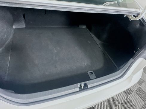 Used 2025 Toyota Camry LE image 28