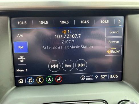 Used 2021 GMC Acadia AT4 image 23