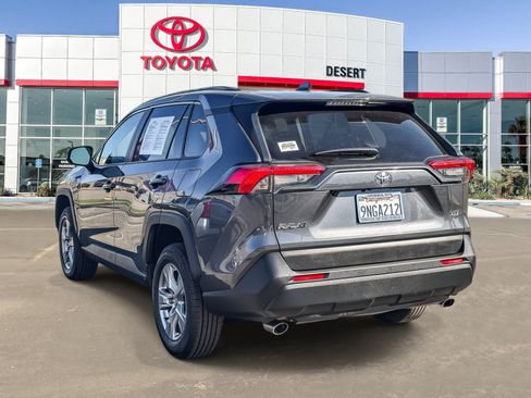 Used 2024 Toyota RAV4 XLE FWD image 5