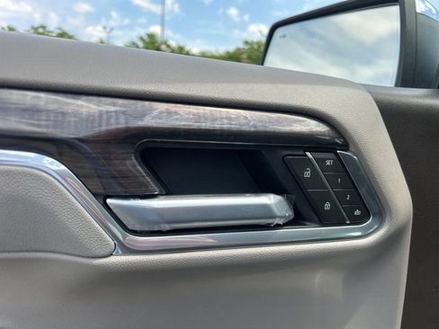 New 2026 Chevrolet Silverado 1500 LTZ w/ LTZ Premium Package AWD/4WD image 12