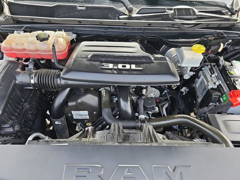 Used 2022 RAM 1500 Laramie RWD image 35