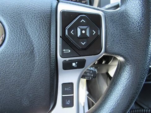 Used 2021 Toyota Tundra SR5 w/ Trail Edition image 16