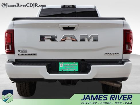Used 2025 RAM 3500 Laramie w/ Sport Appearance Package AWD/4WD image 4