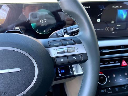 Used 2026 Hyundai Tucson Limited image 25