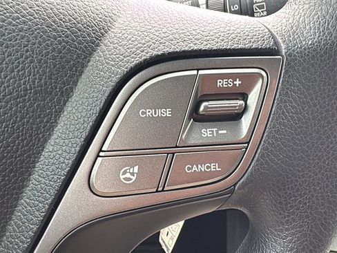 Used 2015 Hyundai Santa Fe Sport image 22