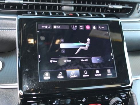 Used 2024 Jeep Grand Cherokee Altitude image 22