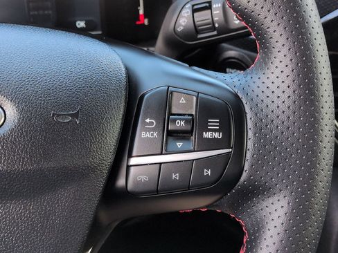 Certified 2025 Ford Escape ST-Line FWD image 23