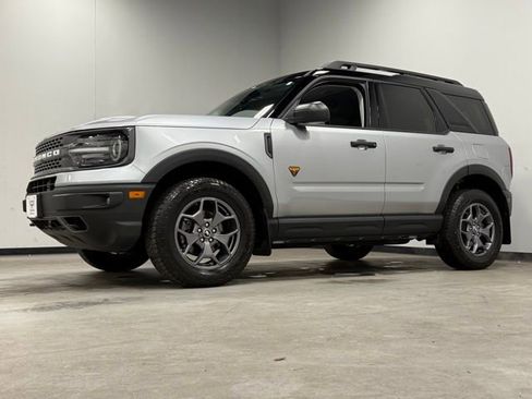 Used 2023 Ford Bronco Sport Badlands image 5