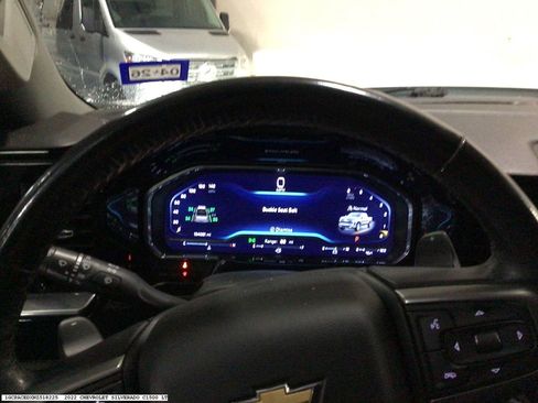 Used 2022 Chevrolet Silverado 1500 LT w/ Texas Edition Plus RWD image 8