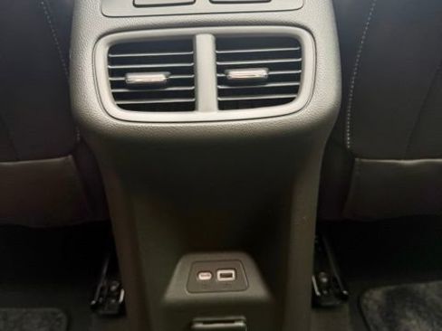 Used 2023 Buick Envision Avenir AWD/4WD image 25