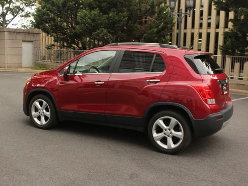 Used 2015 Chevrolet Trax LTZ FWD image 9