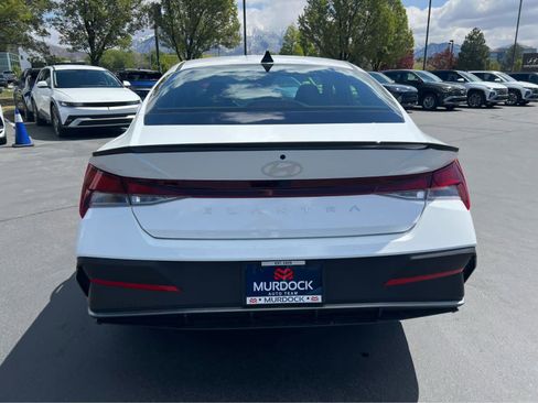 New 2026 Hyundai Elantra Sport FWD image 9