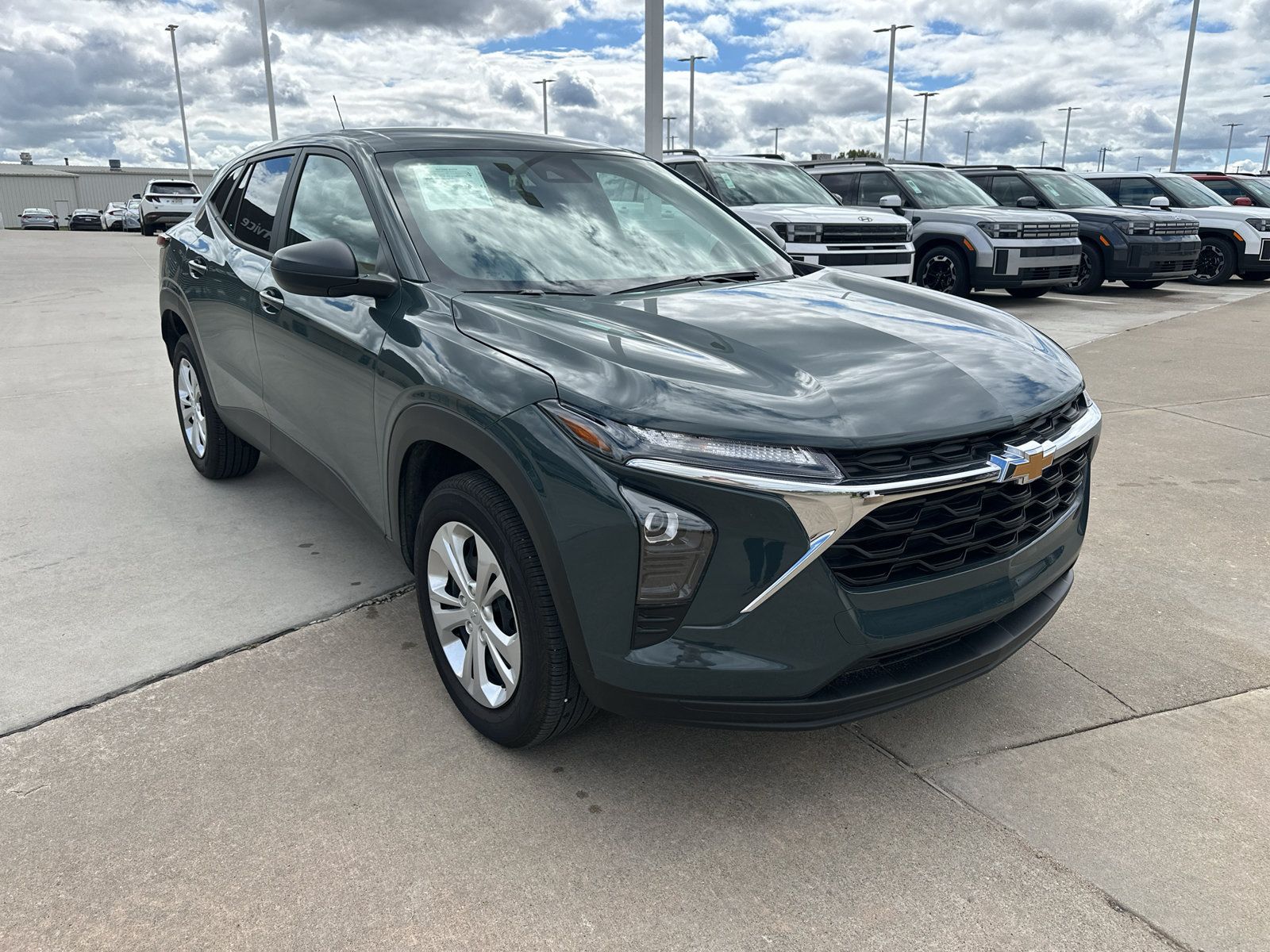 Used 2026 Chevrolet Trax LS FWD image 14