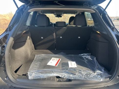 New 2026 Nissan Kicks SV w/ Cold Weather Package AWD/4WD image 24