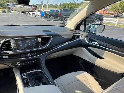 Used 2023 Buick Enclave Avenir w/ Avenir Technology Package FWD image 24