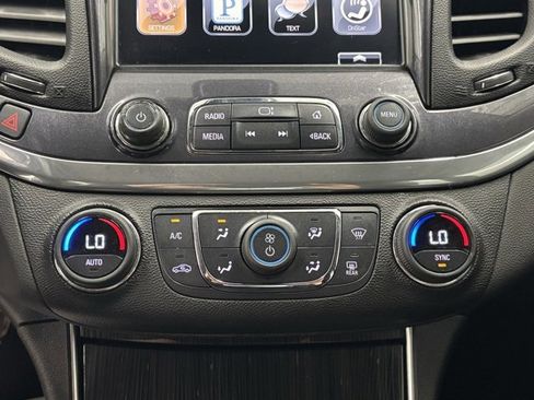 Used 2016 Chevrolet Impala LT w/ Convenience Package image 24