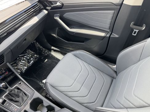 New 2025 Volkswagen Jetta SEL image 16