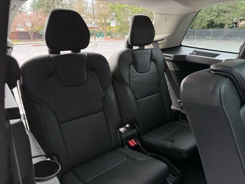 Used 2017 Volvo XC90 T6 Inscription w/ Vision Package image 34