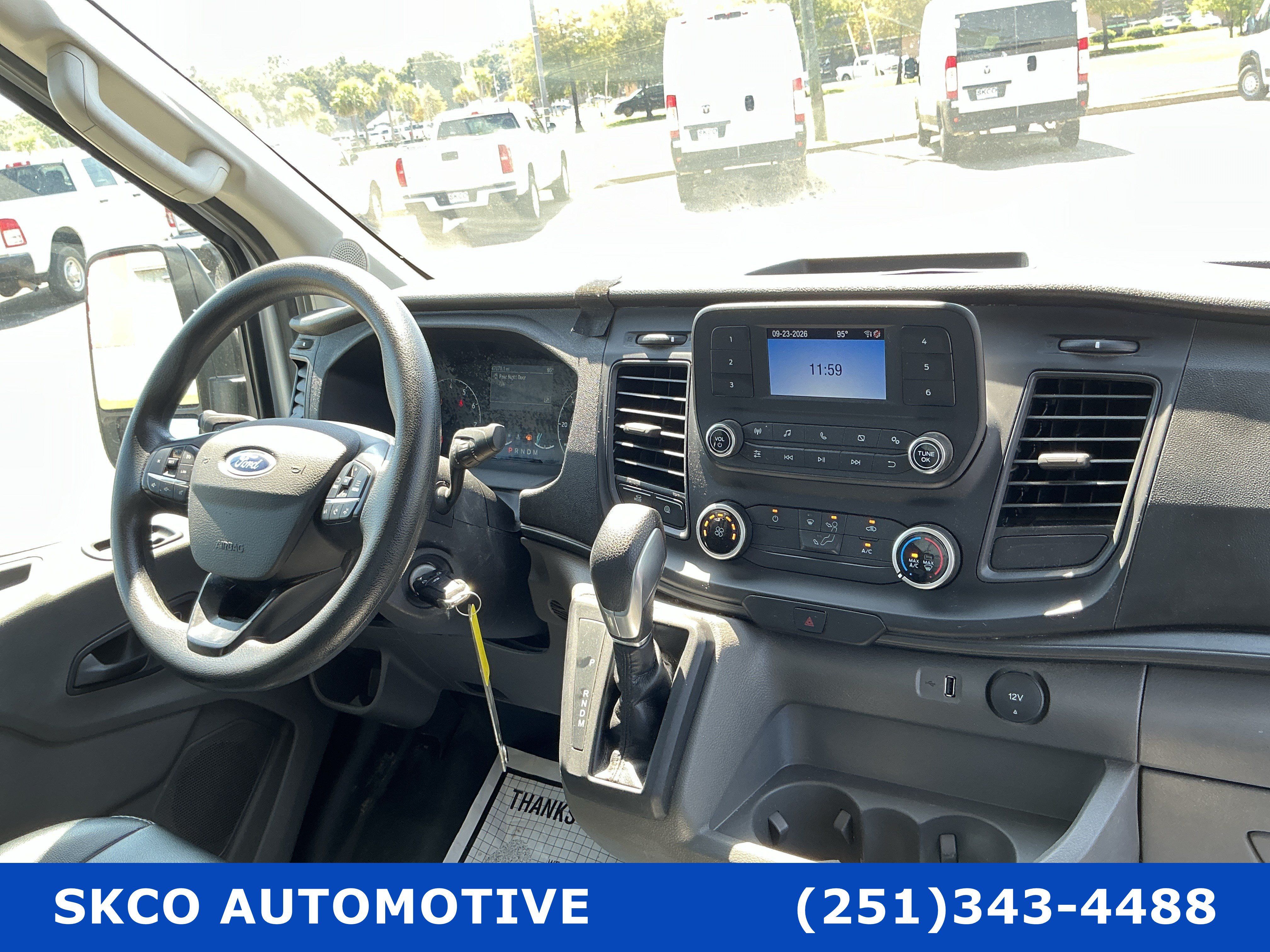 Used 2025 Ford Transit 250 148 Medium Roof RWD image 15