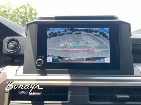 Used 2024 Toyota Tacoma SR5 AWD/4WD image 6