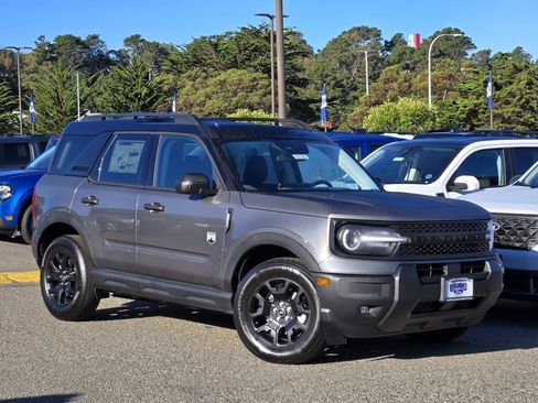 New 2025 Ford Bronco Sport Big Bend w/ Convenience Package image 2