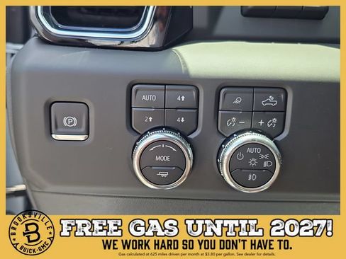 New 2026 GMC Sierra 2500 Denali Ultimate w/ Max Trailering Package AWD/4WD image 23