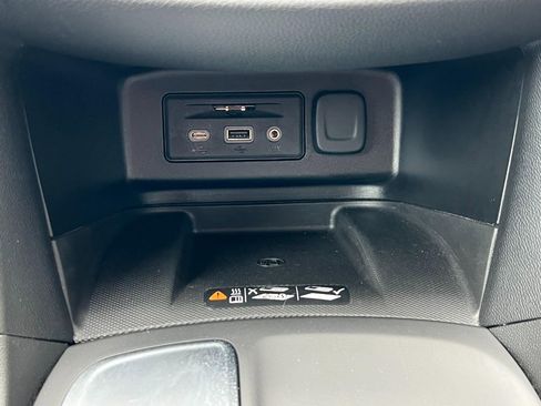 Used 2020 Chevrolet Equinox Premier w/ Premier Redline Edition image 29