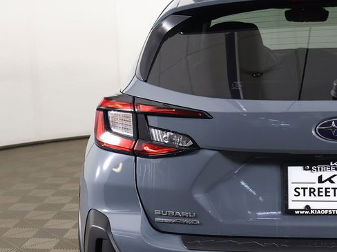 Used 2024 Subaru Crosstrek 2.0i Premium image 15