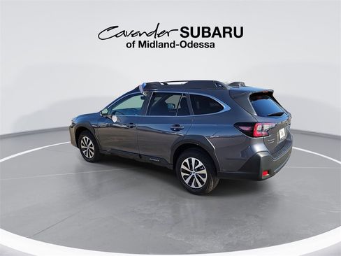 Used 2025 Subaru Outback Premium w/ Popular Package #1A image 6