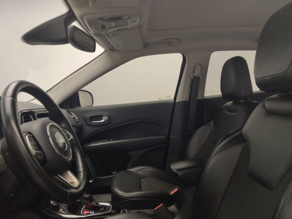 Used 2019 Jeep Compass Latitude AWD/4WD image 17