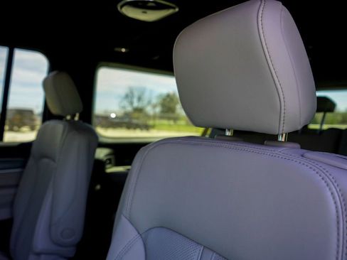 New 2026 Jeep Grand Wagoneer L Limited AWD/4WD image 24