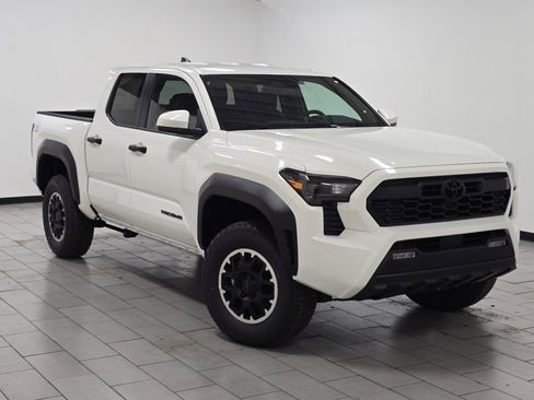 New 2026 Toyota Tacoma TRD Off-Road image 2