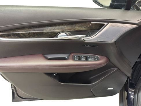 Used 2021 Cadillac XT6 Premium Luxury AWD/4WD image 15
