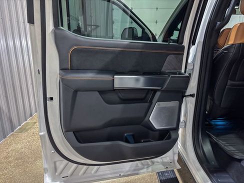 Used 2024 Ford F250 Platinum image 20