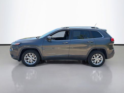 Used 2015 Jeep Cherokee Latitude w/ Trailer Tow Group FWD image 8
