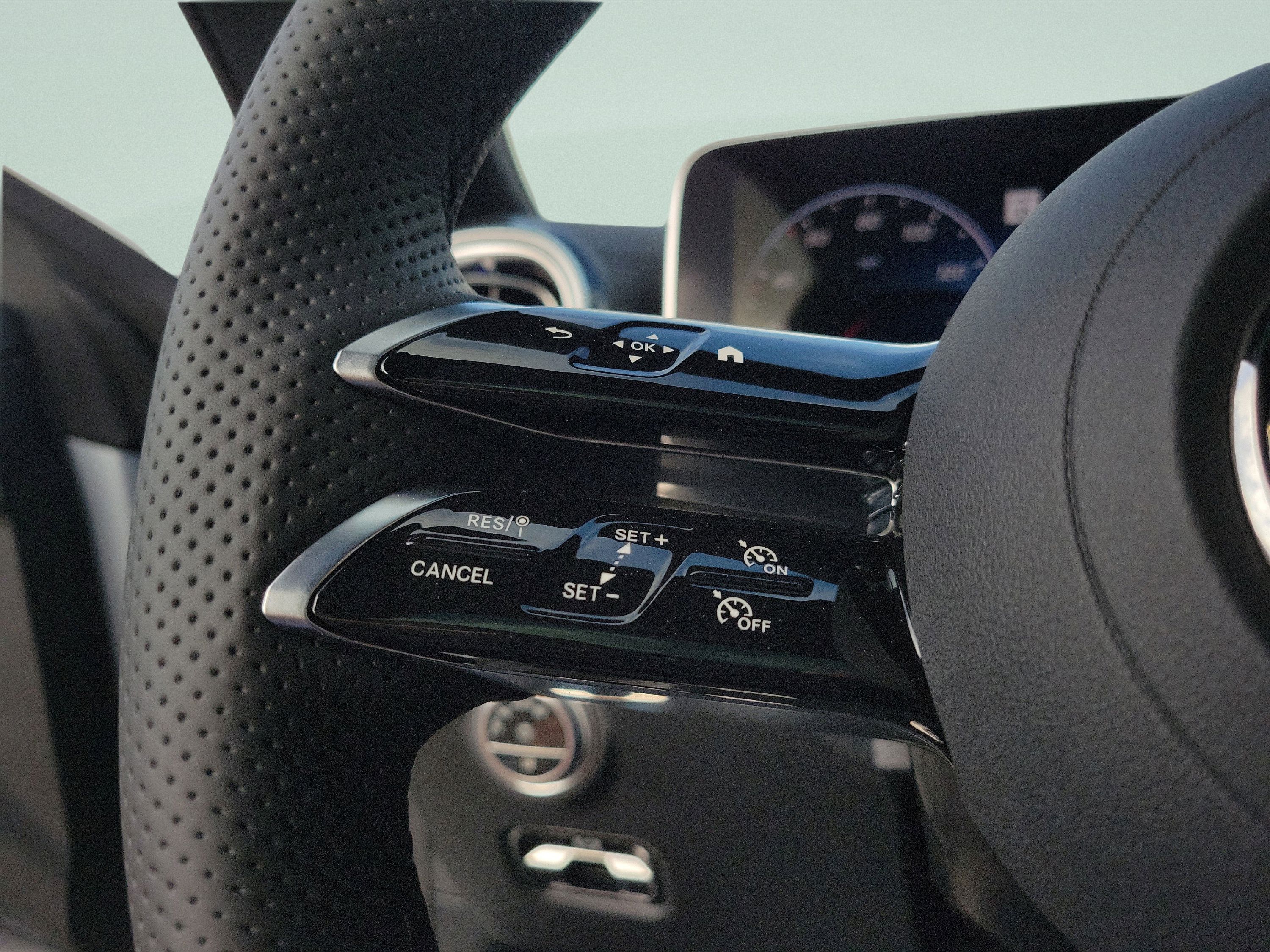 New 2026 Mercedes-Benz CLE 450 4MATIC Coupe image 23