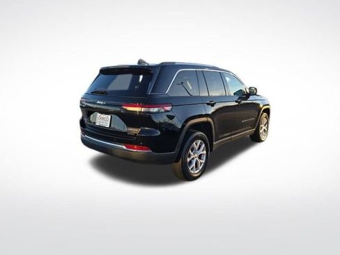 Used 2022 Jeep Grand Cherokee Limited image 7