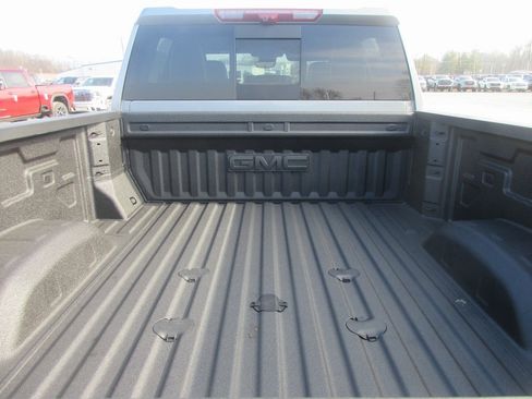 New 2026 GMC Sierra 2500 AT4X image 6