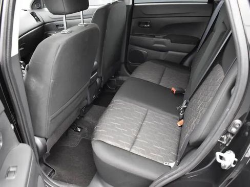 Used 2025 Mitsubishi Outlander Sport LE AWD/4WD image 15