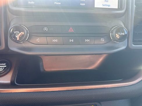 Used 2022 Ford Bronco Sport Outer Banks w/ Tech Package AWD/4WD image 16
