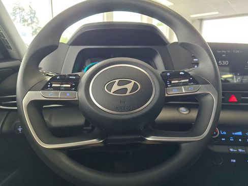 New 2026 Hyundai Elantra Hybrid FWD image 21