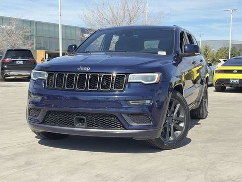 Used 2018 Jeep Grand Cherokee High Altitude image 3