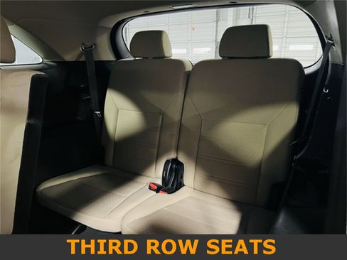 Used 2019 Kia Sorento LX image 8