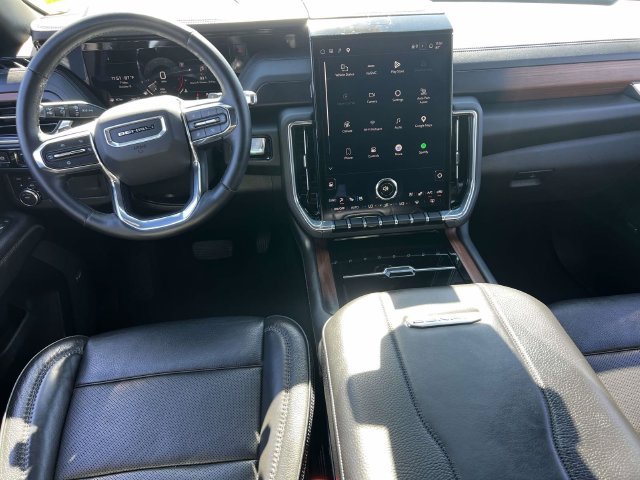 Certified 2025 GMC Yukon XL Denali AWD/4WD image 15