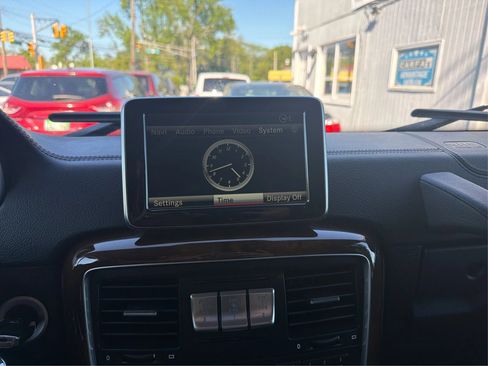 Used 2016 Mercedes-Benz G 550 image 17
