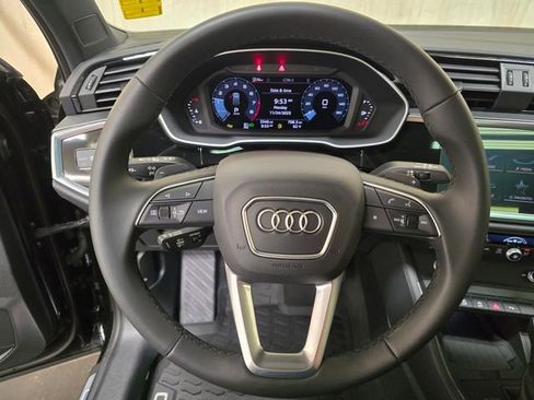 Certified 2025 Audi Q3 2.0T Premium w/ Convenience Package image 17