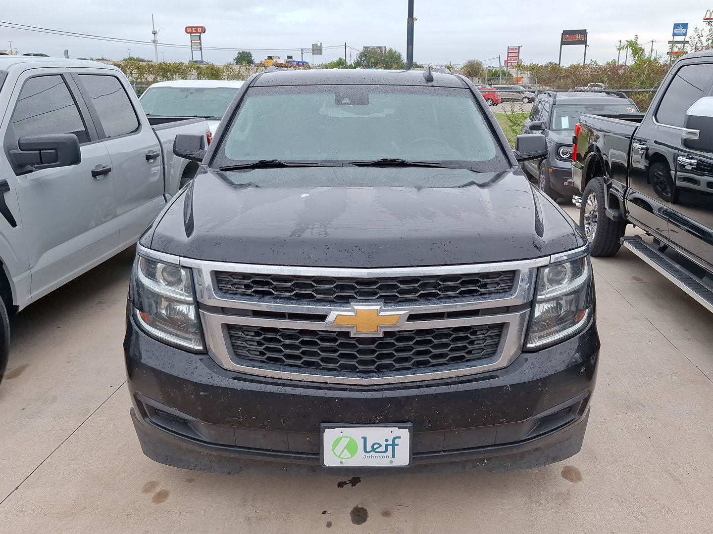 Used 2019 Chevrolet Suburban LT RWD image 5